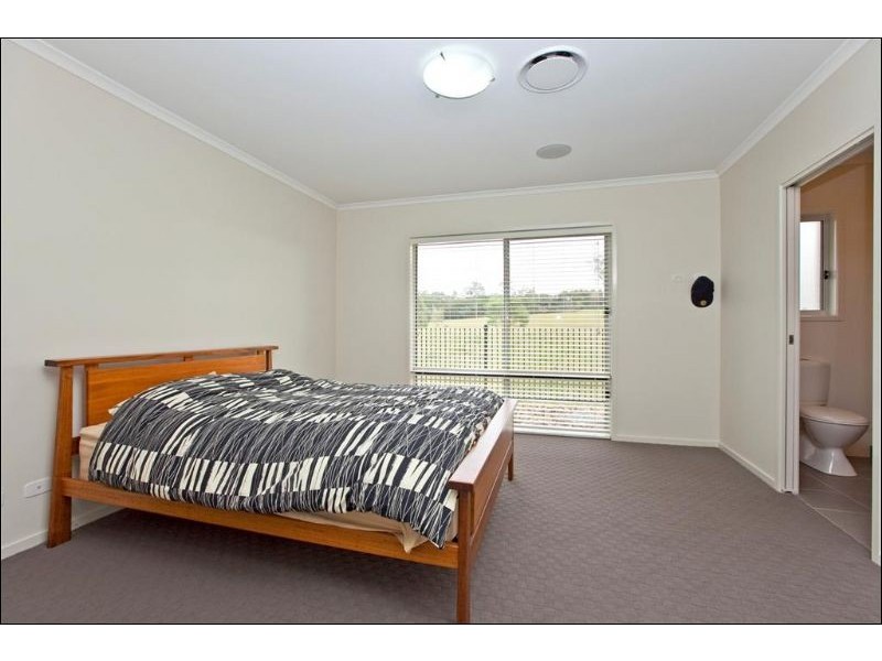 26 Lyndhurst Place, Thornlands QLD 4164