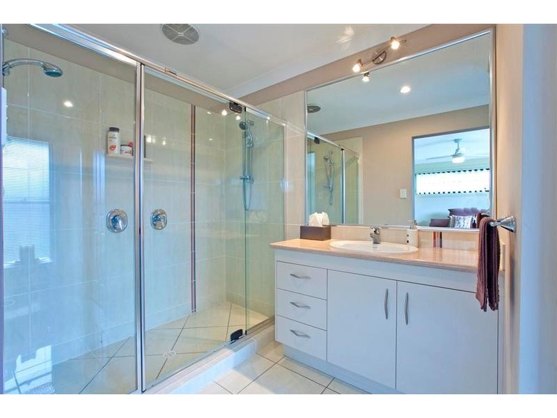 38 Tudar Place, Thornlands QLD 4164