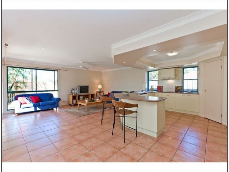 10 Ralph Street, Cleveland QLD 4163