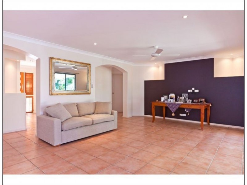 10 Ralph Street, Cleveland QLD 4163