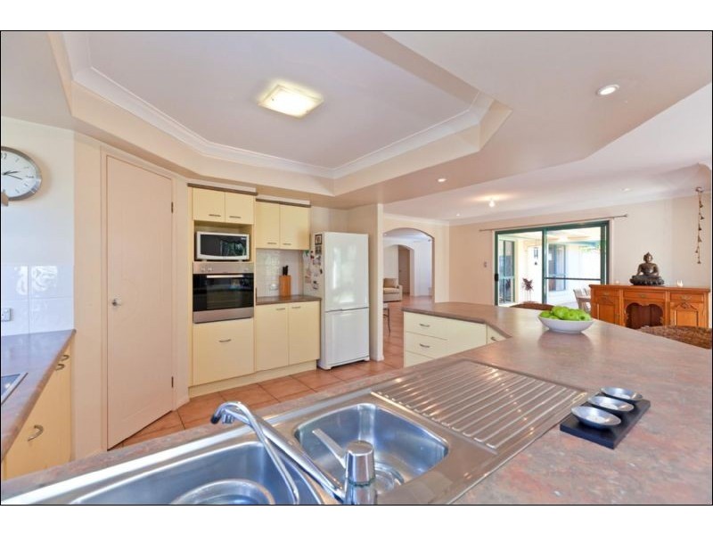 10 Ralph Street, Cleveland QLD 4163