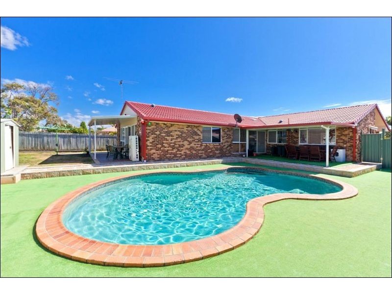 15 Champagne Crescent, Thornlands QLD 4164