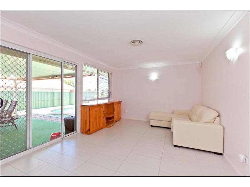 15 Champagne Crescent, Thornlands QLD 4164