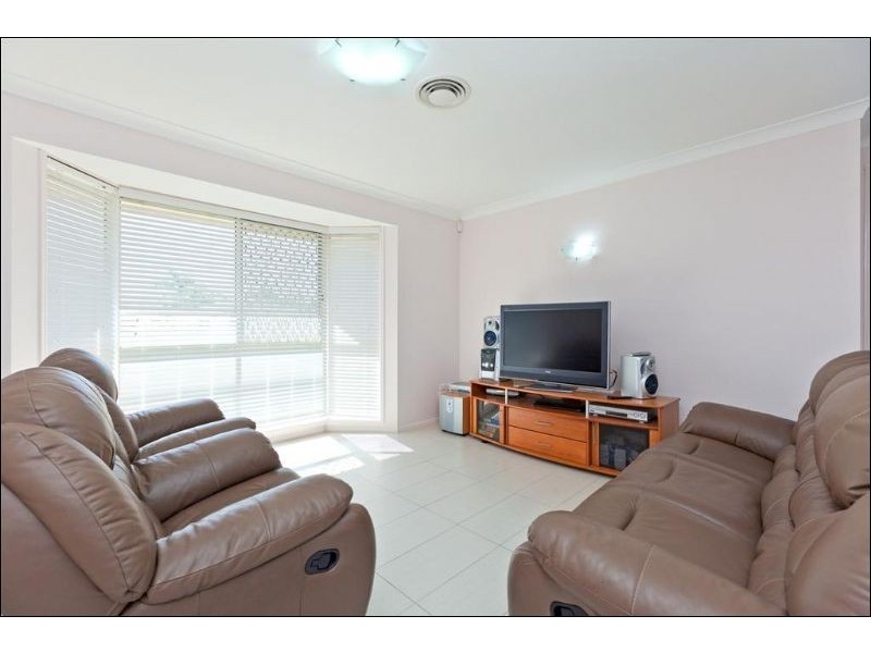 15 Champagne Crescent, Thornlands QLD 4164