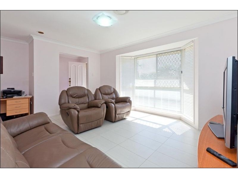 15 Champagne Crescent, Thornlands QLD 4164