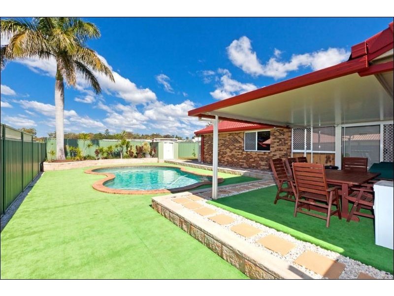 15 Champagne Crescent, Thornlands QLD 4164