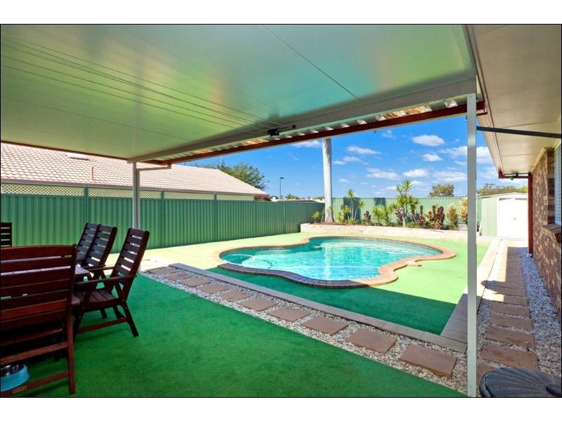 15 Champagne Crescent, Thornlands QLD 4164