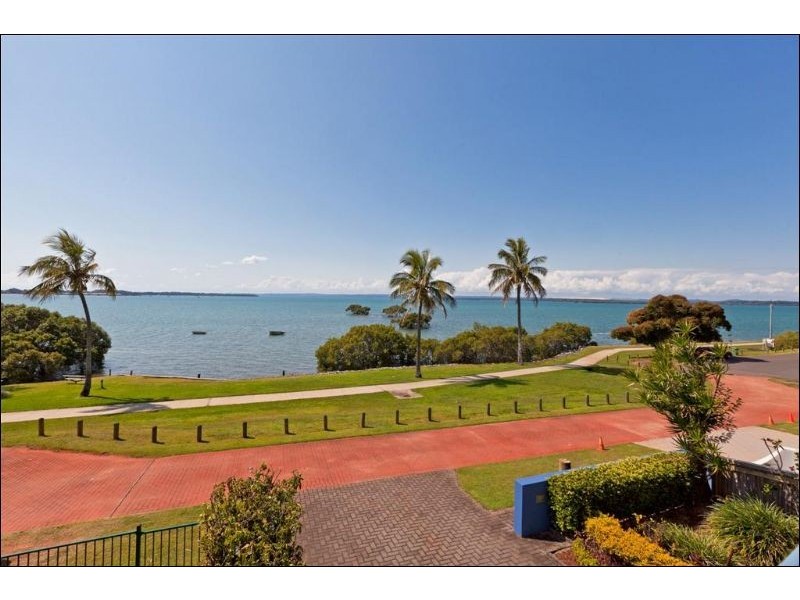 27 Esplanade, Redland Bay QLD 4165