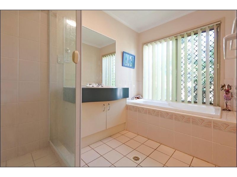 16 Irene Court, Redland Bay QLD 4165