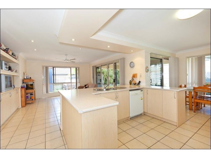 7 Ridgevale Street, Victoria Point QLD 4165