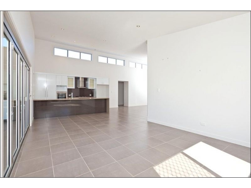 22 Parklane Road, Victoria Point QLD 4165