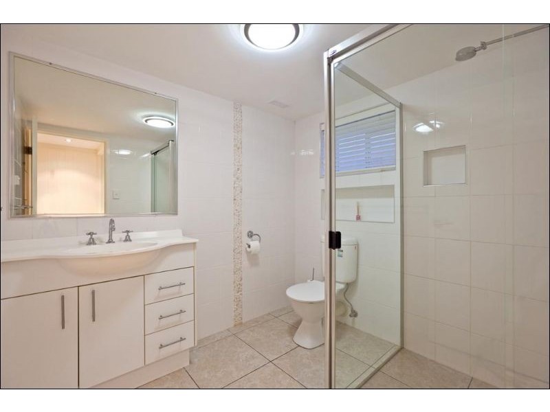 341 Bloomfield Street, Cleveland QLD 4163