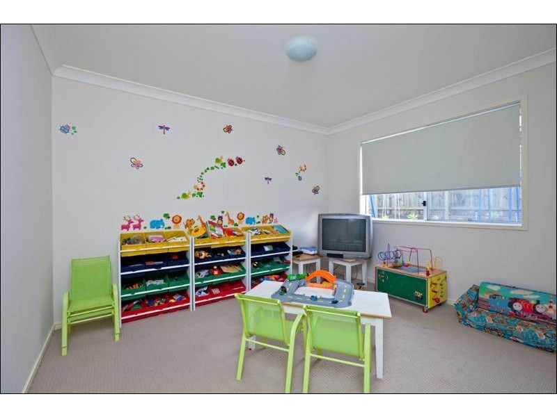 16 Parklane Road, Victoria Point QLD 4165