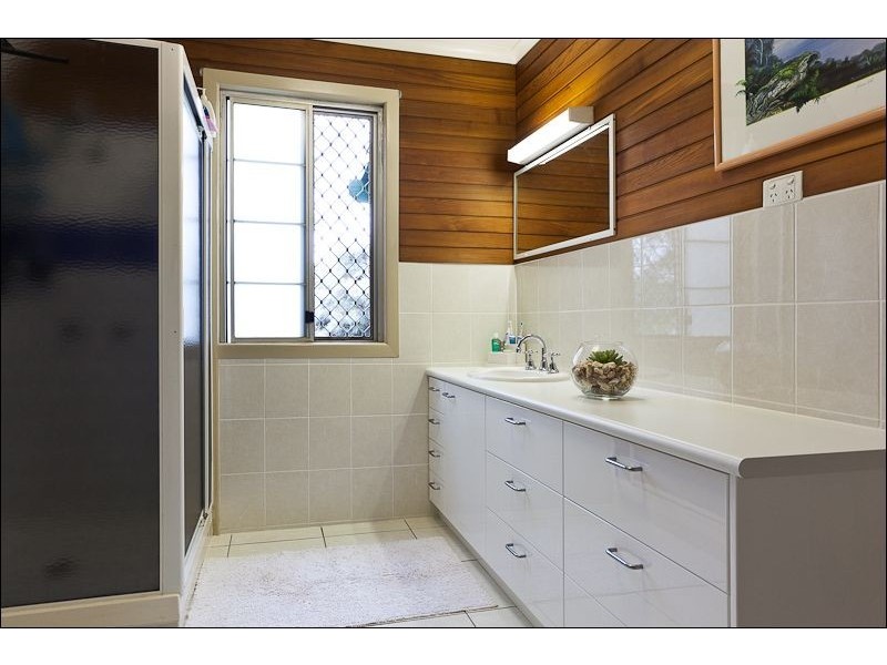 85 Benfer Road, Victoria Point QLD 4165