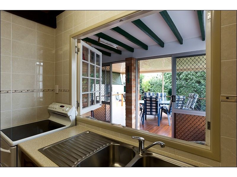 85 Benfer Road, Victoria Point QLD 4165