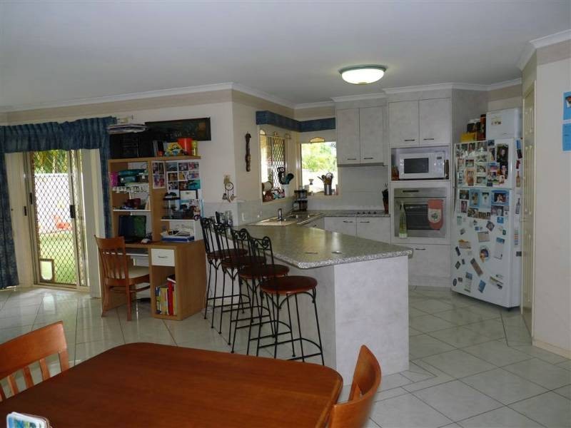 64 School Road, Victoria Point QLD 4165