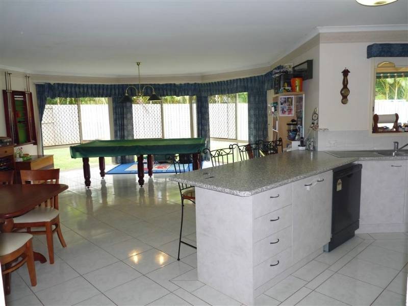 64 School Road, Victoria Point QLD 4165