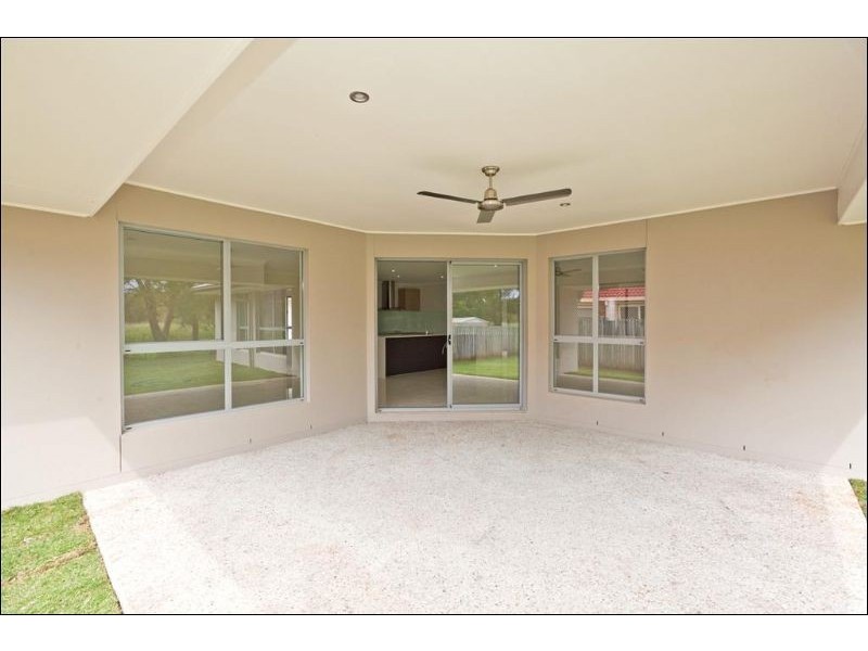 9 Illidge Drive, Victoria Point QLD 4165