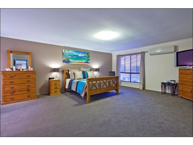 1 Pleasant Court, Cleveland QLD 4163