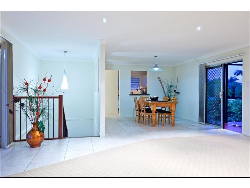 341 Bloomfield Street, Cleveland QLD 4163