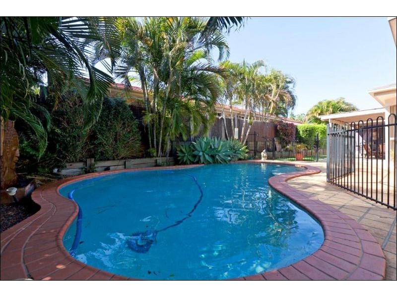 16 Irene Court, Redland Bay QLD 4165