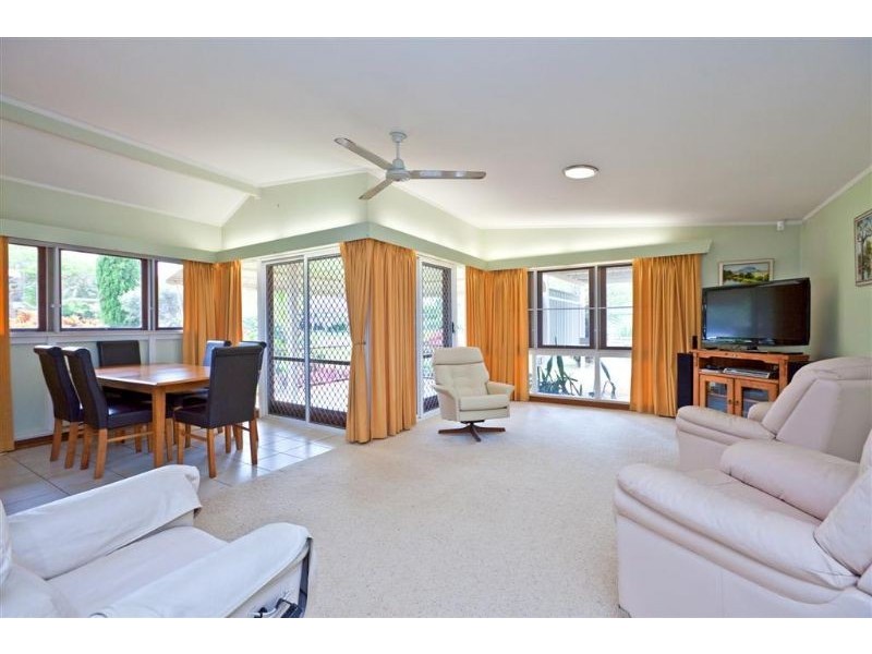 5 Russell Street, Cleveland QLD 4163