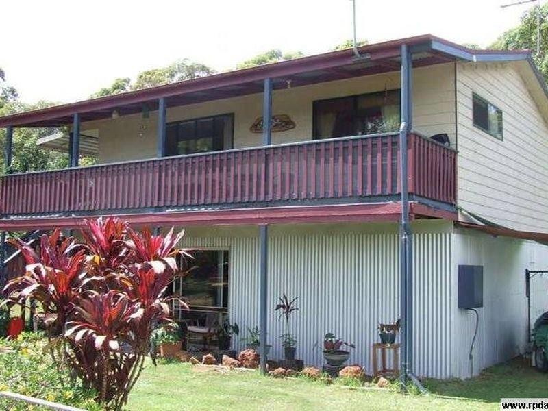 10 Taylor Street, Russell Island QLD 4184