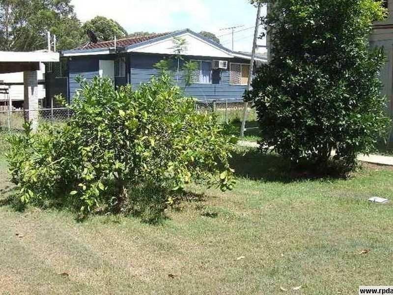 10 Taylor Street, Russell Island QLD 4184