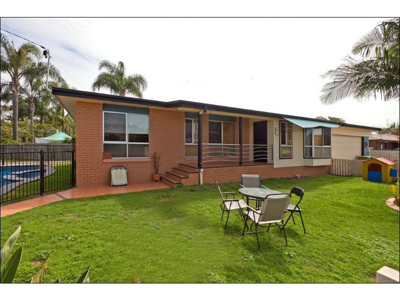 30 Yeo Street, Victoria Point QLD 4165