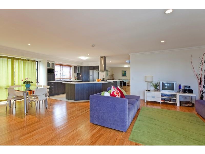 27 Orana Esplanade, Victoria Point QLD 4165