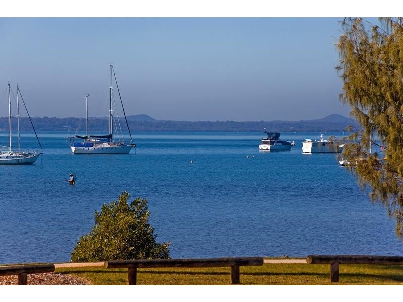 27 Orana Esplanade, Victoria Point QLD 4165