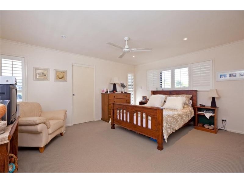 16 Edinburgh Street, Victoria Point QLD 4165