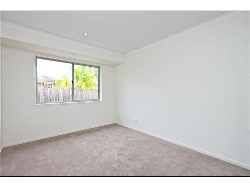 9 Illidge Drive, Victoria Point QLD 4165