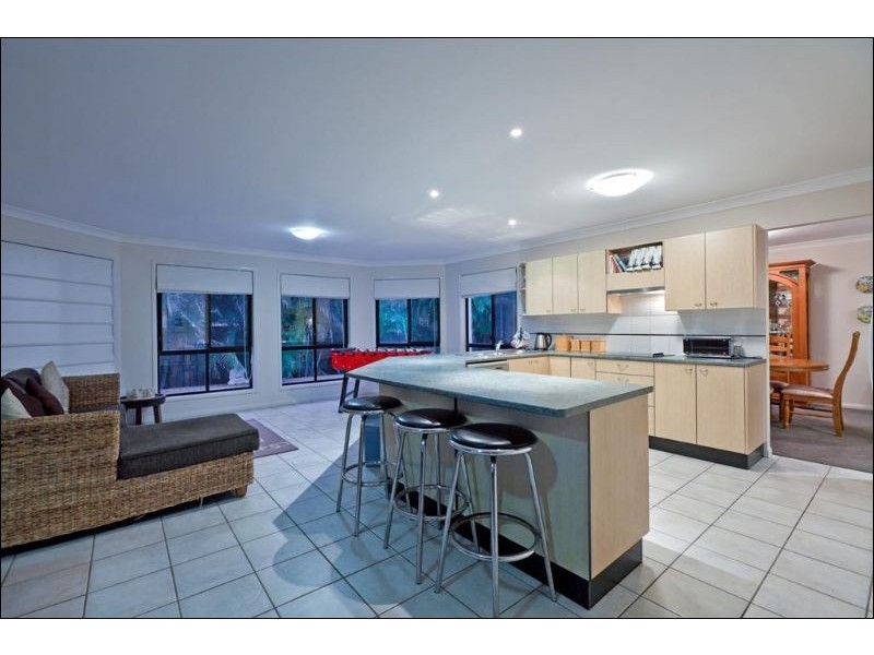 1 Pleasant Court, Cleveland QLD 4163