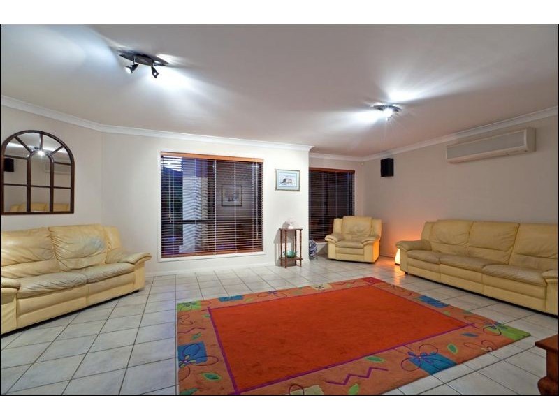 1 Pleasant Court, Cleveland QLD 4163