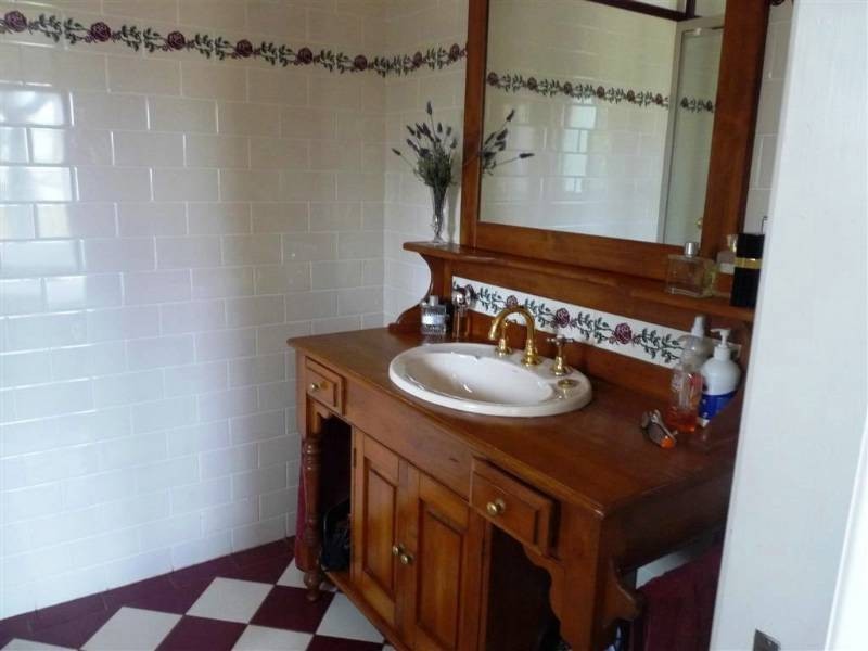 18 Viewfield Street, Redland Bay QLD 4165