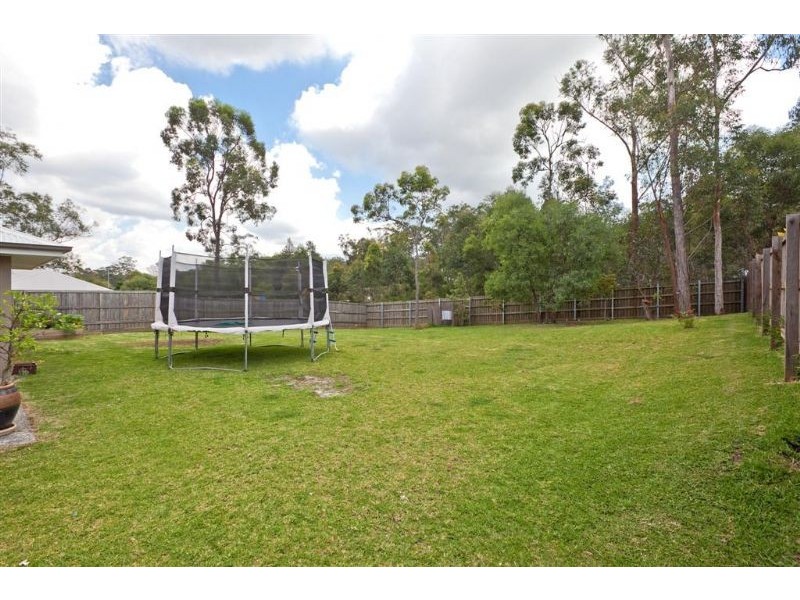 8 Village Drive, Mount Cotton QLD 4165