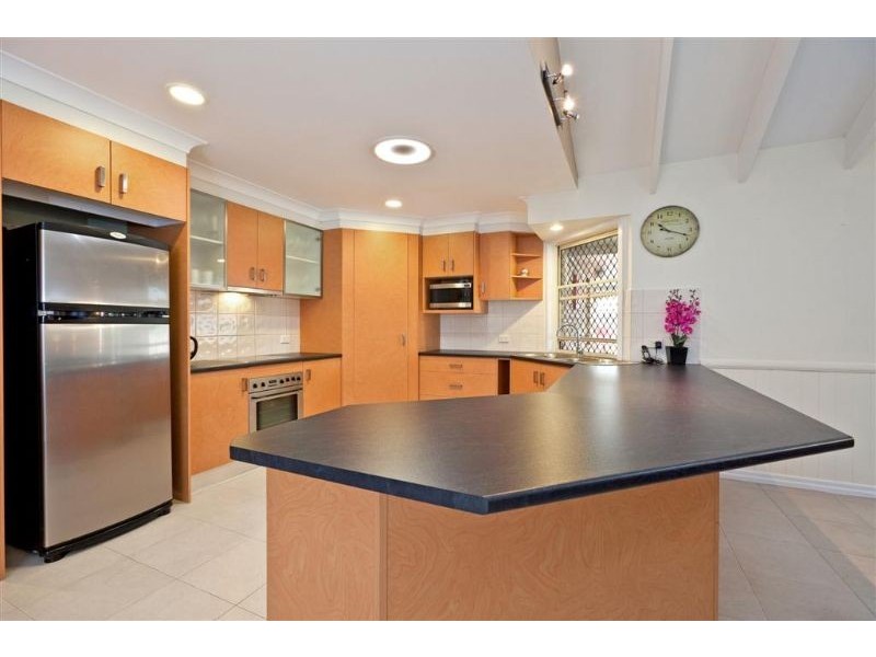 2 Lomond Place, Victoria Point QLD 4165