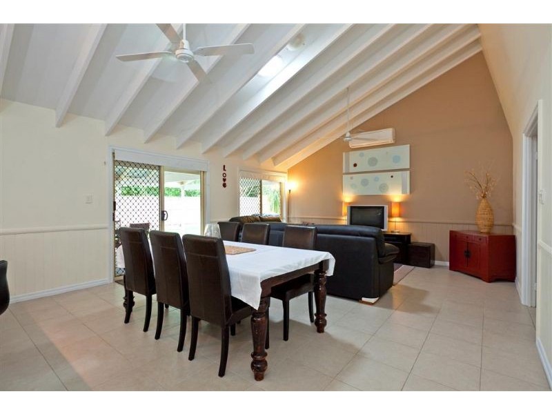 2 Lomond Place, Victoria Point QLD 4165