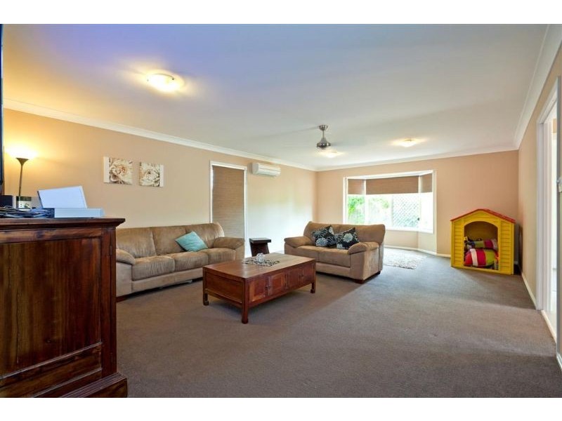 2 Lomond Place, Victoria Point QLD 4165