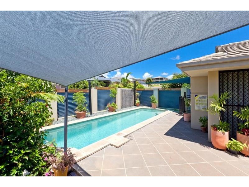 52 Habitat Drive, Redland Bay QLD 4165