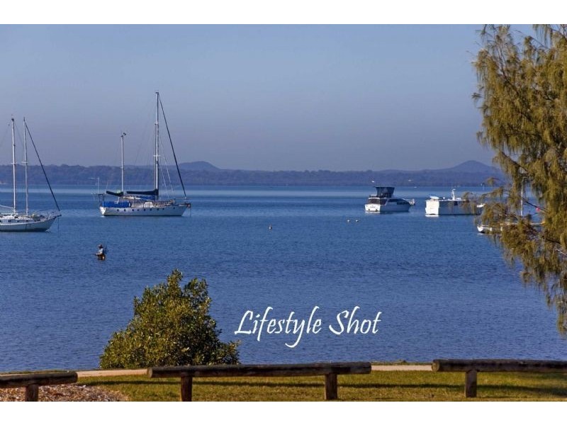 13 Maritime Court, Victoria Point QLD 4165