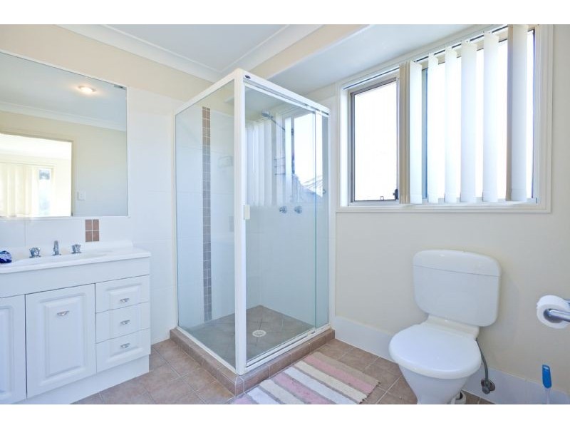 36 Ebony Crescent, Redland Bay QLD 4165