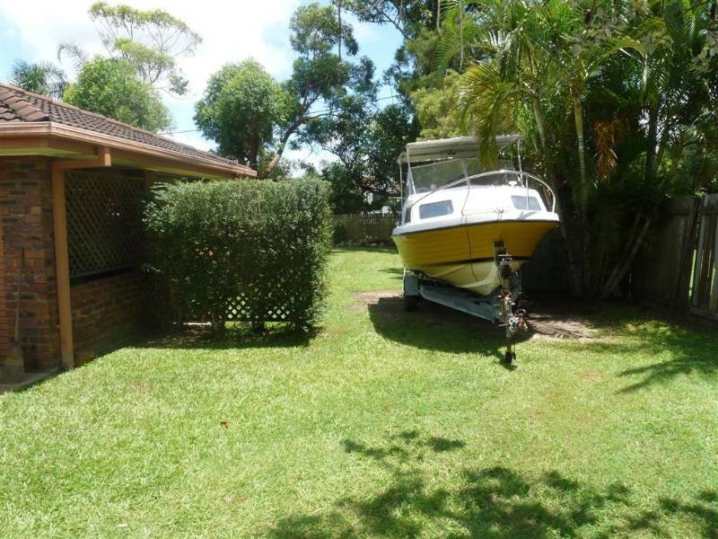 19 Strachan Road, Victoria Point QLD 4165