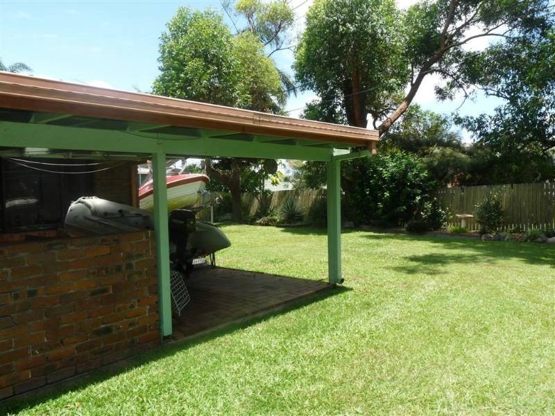 19 Strachan Road, Victoria Point QLD 4165