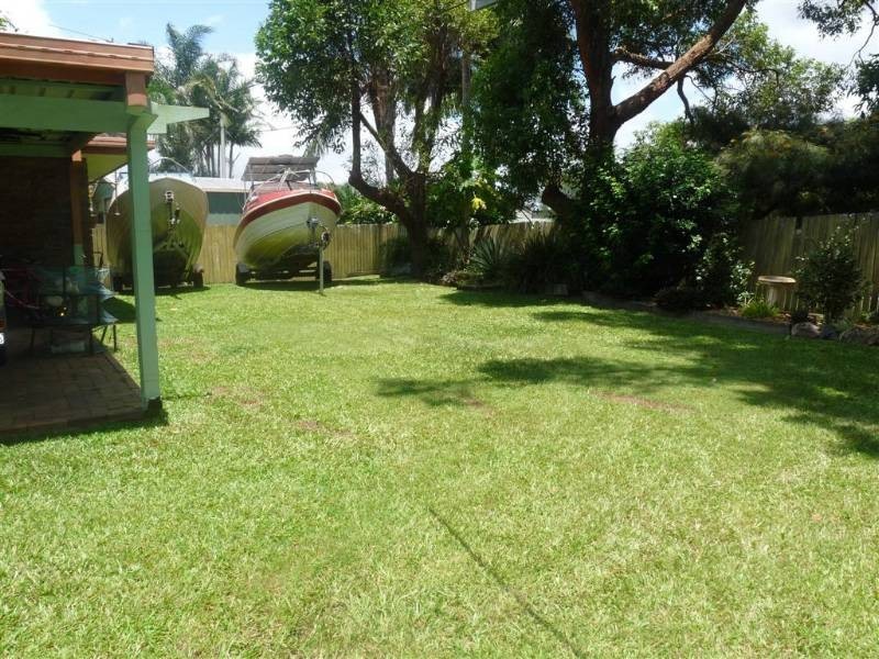 19 Strachan Road, Victoria Point QLD 4165