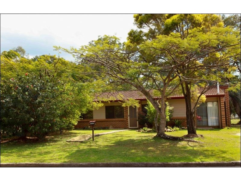 16 Chestnut Crescent, Victoria Point QLD 4165