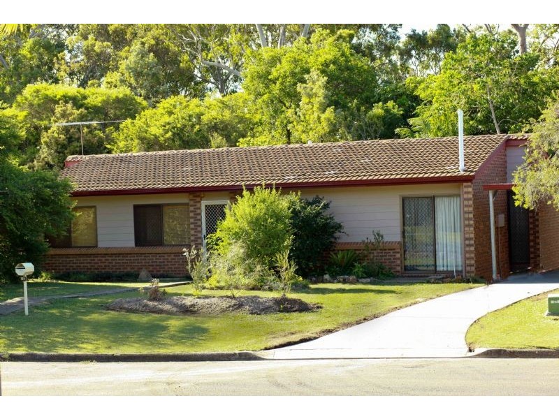 16 Chestnut Crescent, Victoria Point QLD 4165