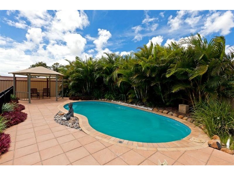 33 Creekwood Street, Victoria Point QLD 4165