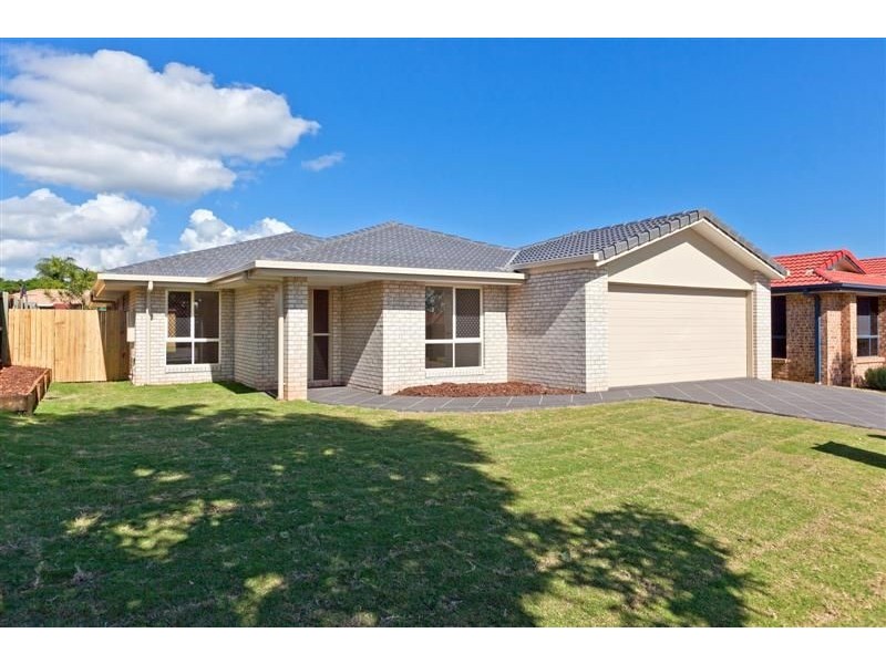 17 Seaholly Crescent, Victoria Point QLD 4165